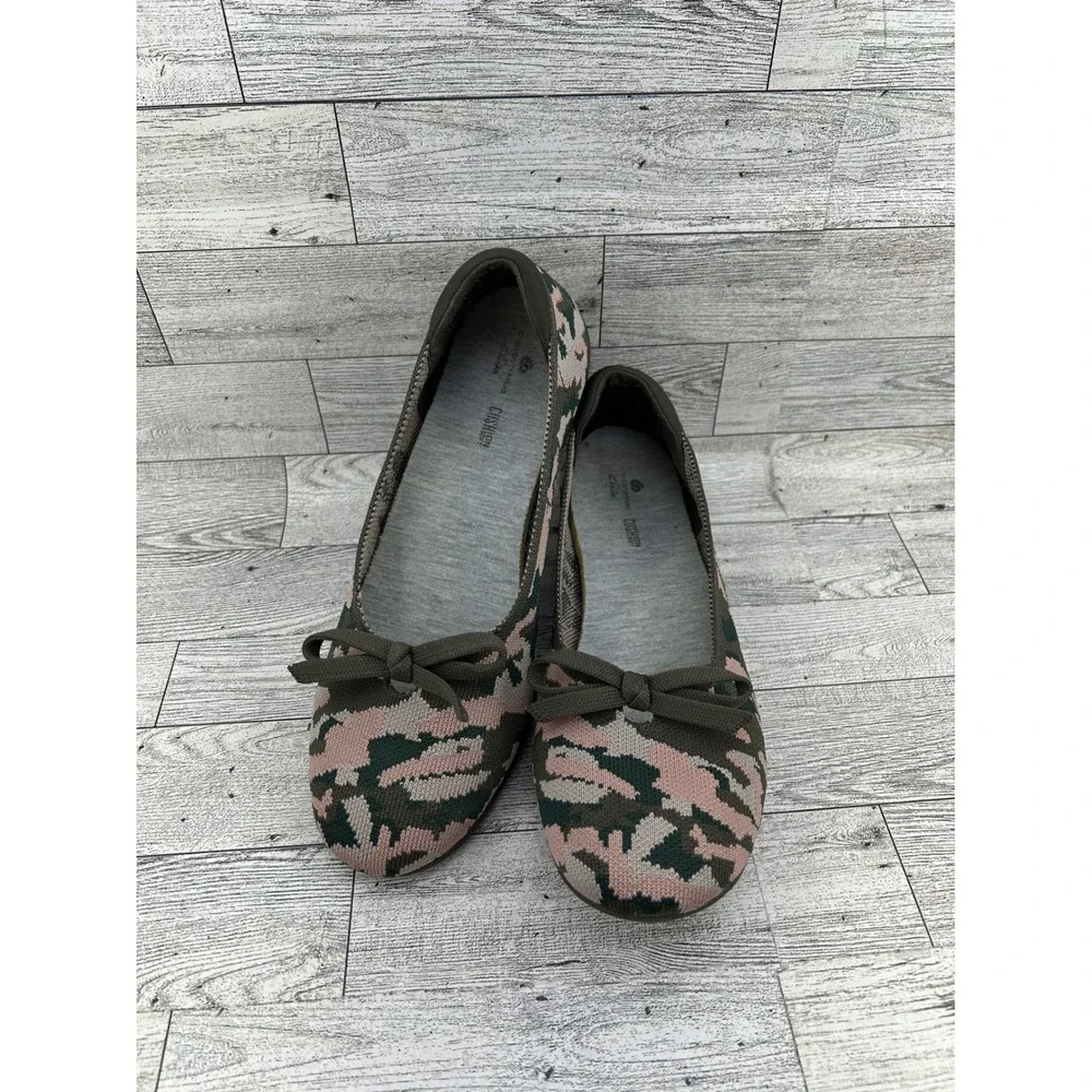 Clarks Women Camo Ballet Flats Pink Green‎ Brown Bow Slip On Shoes Size 8M